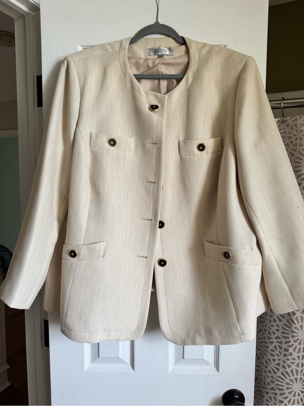 Kasper Cream Round-Neck Button-Front Blazer